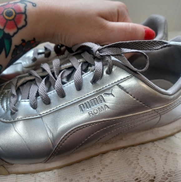 Girls Puma Romas - Picture 2 of 10